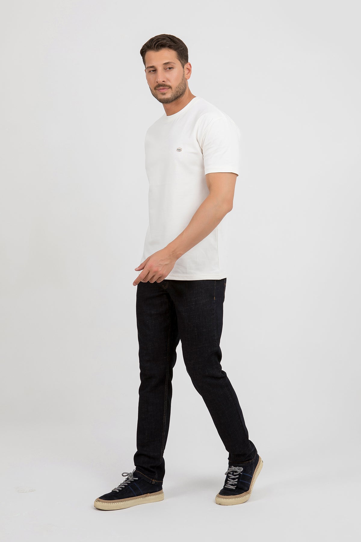 Erkek Medium Fit Koyu Kot Pantolon — Regional
