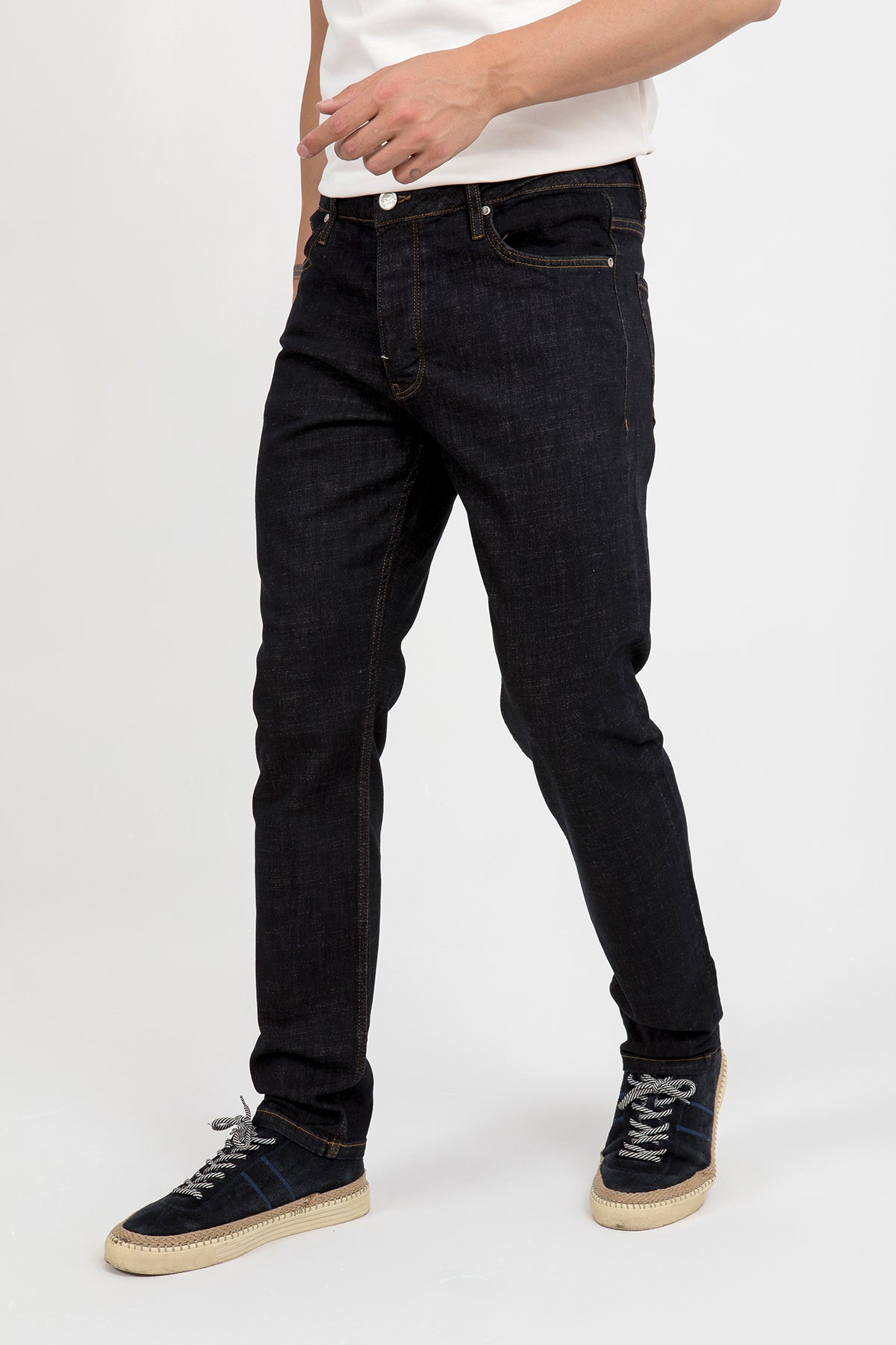Erkek Medium Fit Koyu Kot Pantolon — Regional