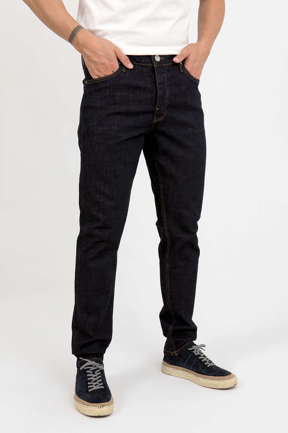 Erkek Medium Fit Koyu Kot Pantolon — Regional