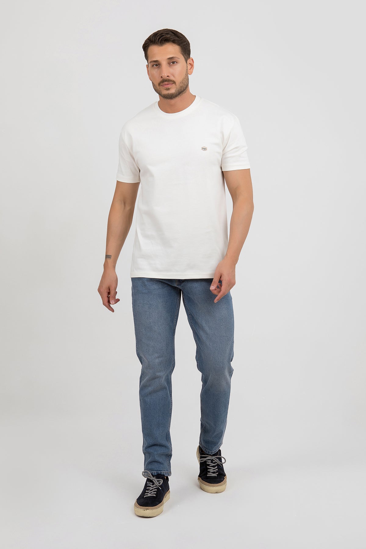 Erkek Slim Fit Açık Mavi Kot Pantolon — Regional