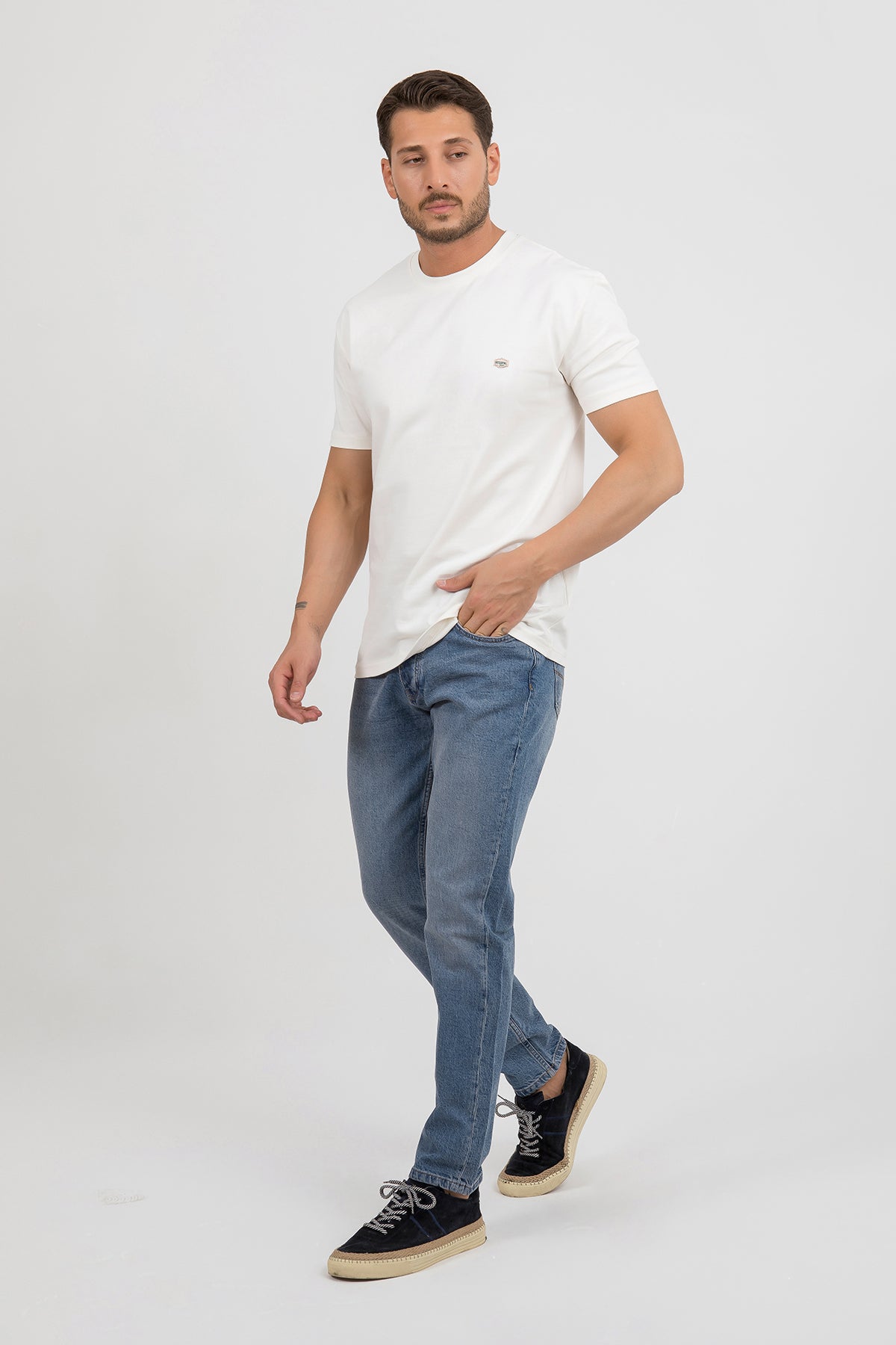 Erkek Slim Fit Açık Mavi Kot Pantolon — Regional