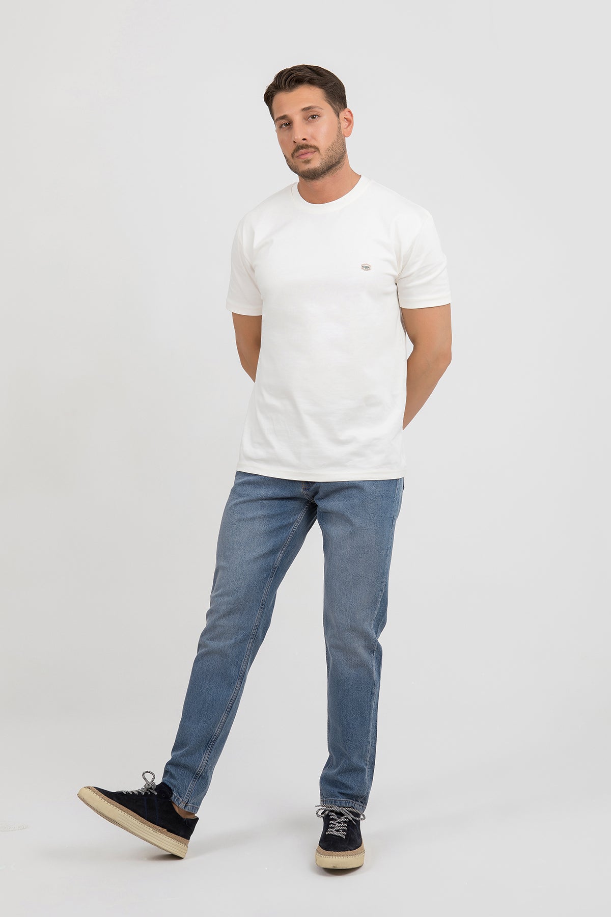 Erkek Slim Fit Açık Mavi Kot Pantolon — Regional